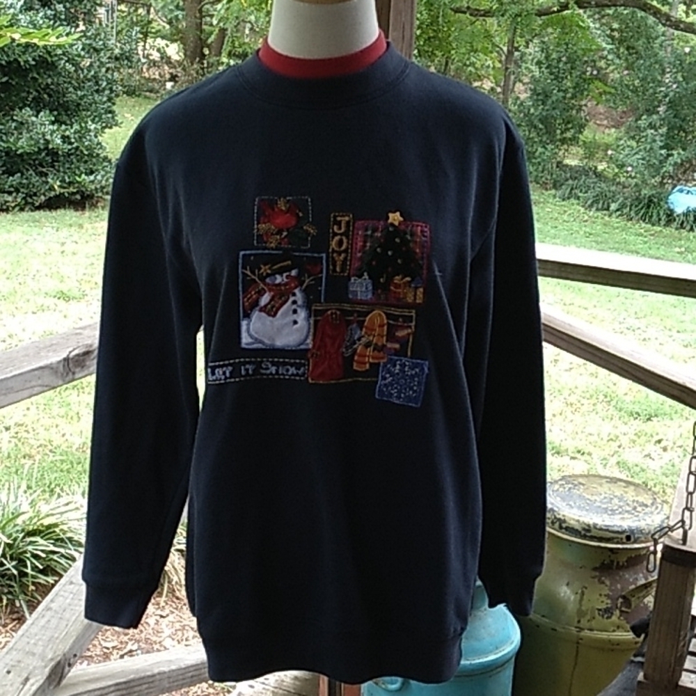 Bobbie Brooks small Christmas 🎄 sweatshirt